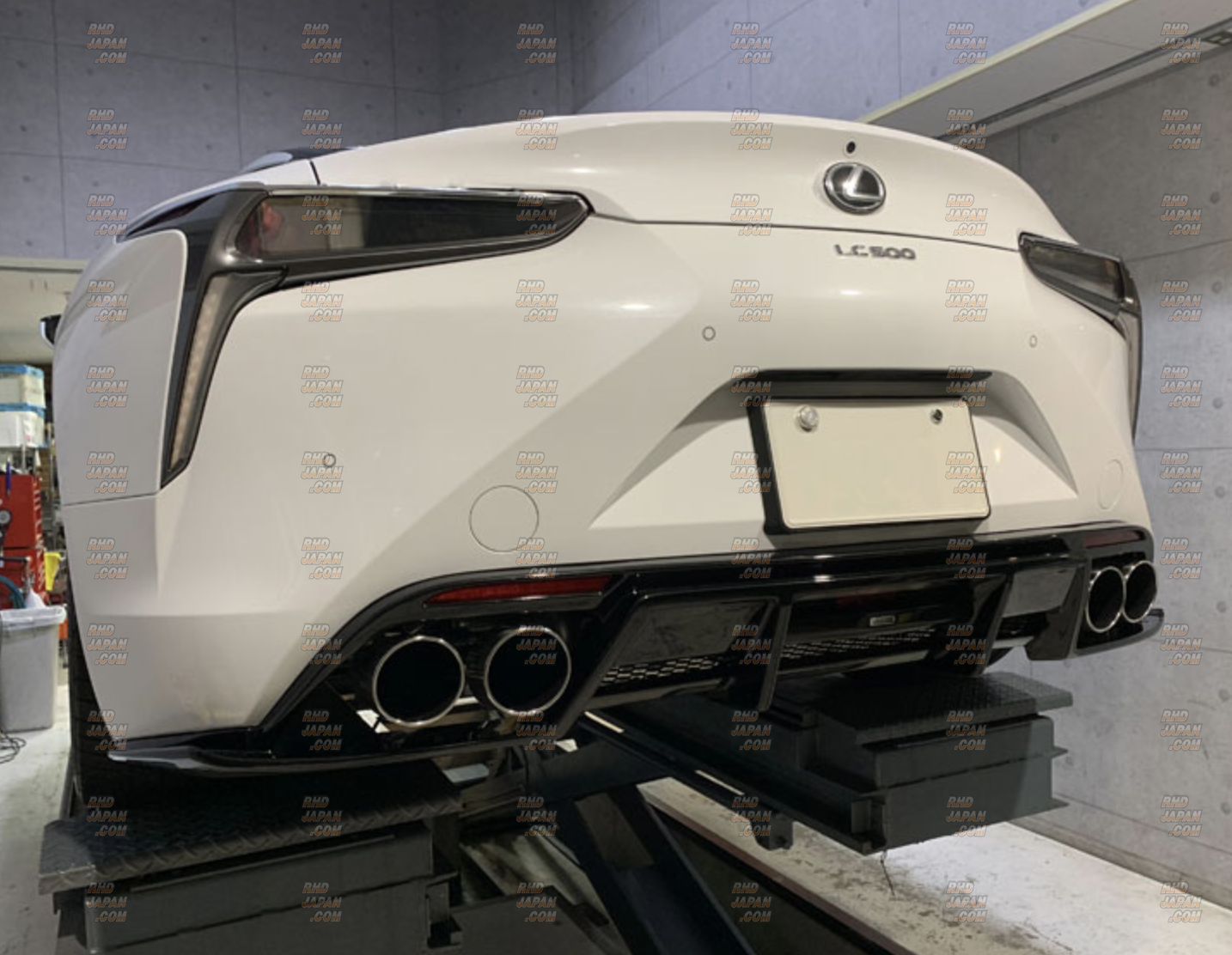 Lexon Exclusive Rear Under Diffuser FRP - Lexus LC500 URZ100